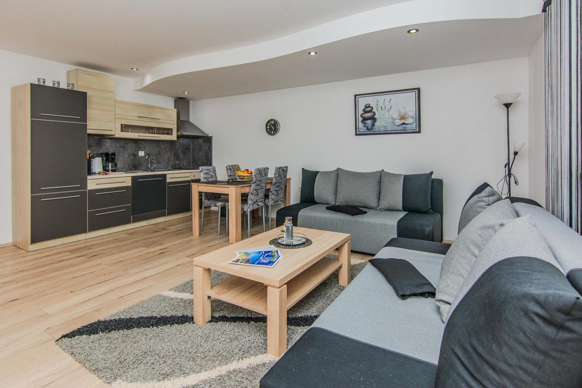 Apartmani Sanja วีร์ ภายนอก รูปภาพ